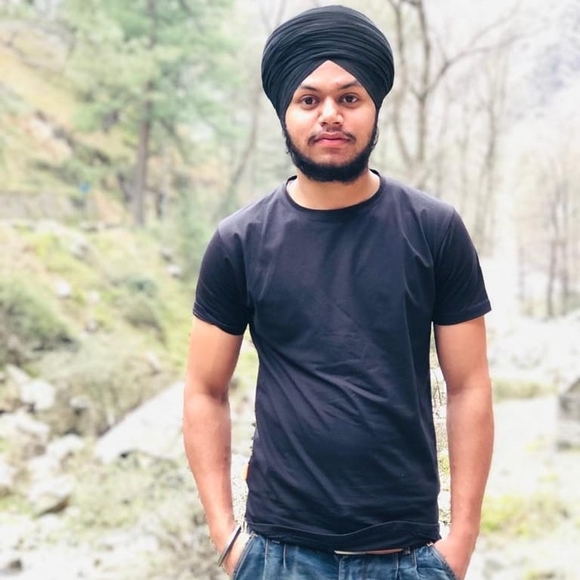 Meet your Posher, Navpreet - Picture 1 of 1
